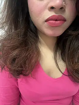 Snapshot of riya_sharma11 chatting on 1, 3, 2026 riya sharma11 online show from 1, 3, 2026