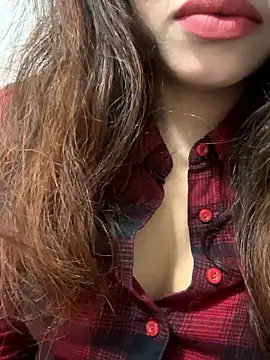 riya sharma11 online show from 4, 4, 2026