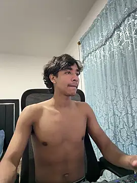 Pedestal diamant online show from 28, 2, 2026