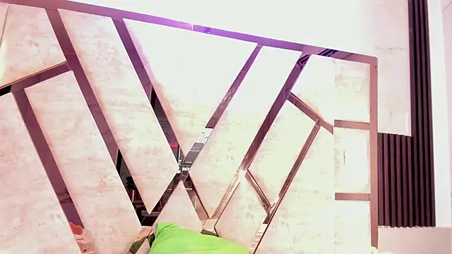 salem rosee online show from 27, 3, 2026