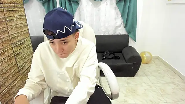 Snapshot of Wesleey-Boy chatting on 18, 2, 2026 Wesleey-Boy online show from 18, 2, 2026