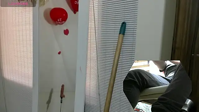 Nyomi browm online show from 11, 2, 2026