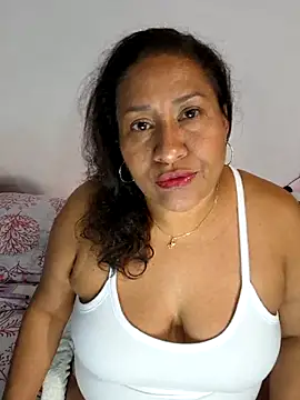 Snapshot of Nyomi_browm chatting on 13, 5, 2026 Nyomi browm online show from 13, 5, 2026
