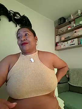 Snapshot of Nyomi_browm chatting on 21, 5, 2026 Nyomi browm online show from 21, 5, 2026