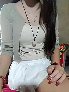 DoliceGirl2k online show from 9, 4, 2026