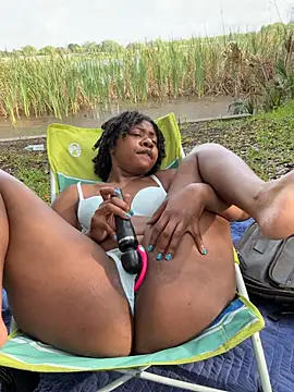 Snapshot of Ebony_Queeen chatting on 13, 5, 2026 Ebony Queeen online show from 13, 5, 2026