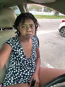 Snapshot of Ebony_Queeen chatting on 10, 6, 2026 Ebony Queeen online show from 10, 6, 2026