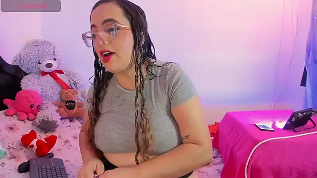 Snapshot of Stacy_millerr1 chatting on 3, 4, 2026 Stacy millerr1 online show from 3, 4, 2026