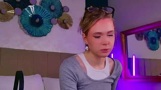 Beckie White online show from 1, 3, 2026