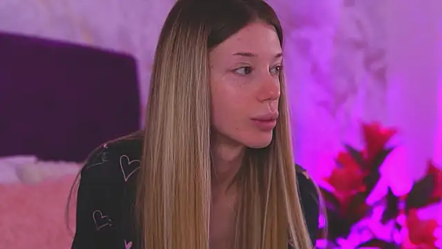 EllinaNuria online show from 23, 3, 2026