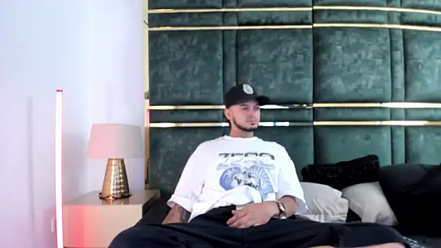 GaelyCoral online show from 11, 4, 2026