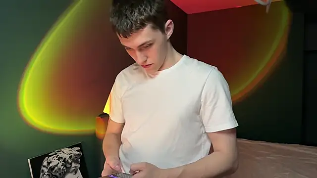 Snapshot of cronck52 chatting on 23, 3, 2026 cronck52 online show from 23, 3, 2026