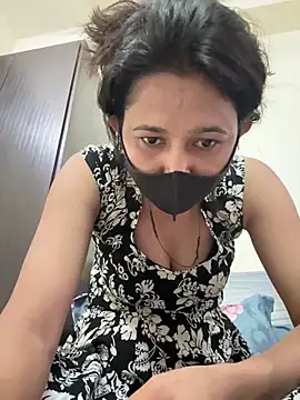 Snapshot of raavigirl chatting on 24, 2, 2026 raavigirl online show from 24, 2, 2026