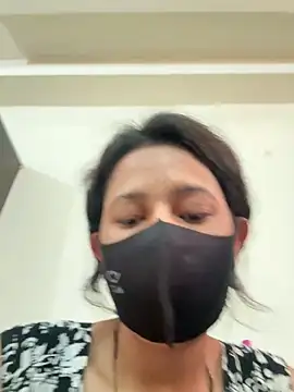 Snapshot of raavigirl chatting on 25, 2, 2026 raavigirl online show from 25, 2, 2026