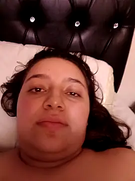 Snapshot of MajoArias chatting on 23, 2, 2026 MajoArias online show from 23, 2, 2026