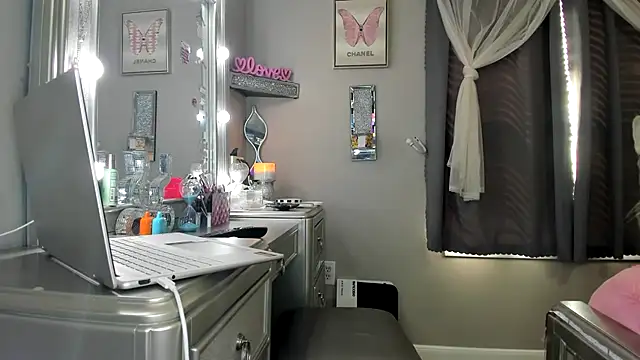 PrincessCutz1 online show from 18, 3, 2026