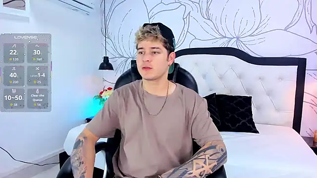 rayan linxx online show from 12, 4, 2026