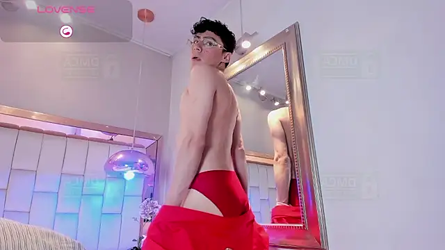 Snapshot of Sebastian_Collins_ chatting on 18, 2, 2026 Sebastian Collins online show from 18, 2, 2026