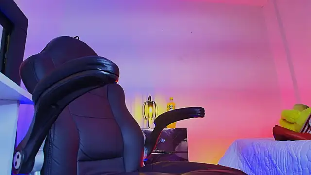 Axell Kussh online show from 20, 3, 2026