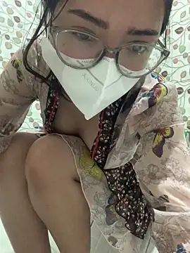 lonely lunae online show from 7, 2, 2026