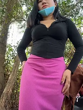 Lewd couple online show from 16, 3, 2026