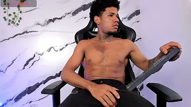 Nehemiaa boy online show from 13, 2, 2026