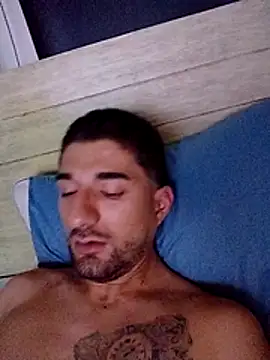 Snapshot of Camilo696903 chatting on 9, 7, 2026 Camilo696903 online show from 9, 7, 2026