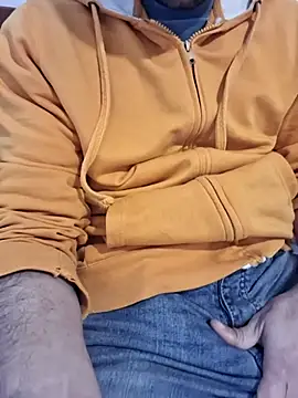 Snapshot of RocoGrueso chatting on 3, 7, 2026 RocoGrueso online show from 3, 7, 2026