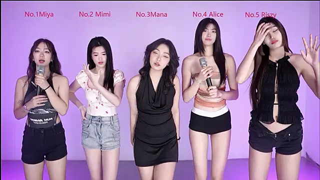 Snapshot of Velvet-girl chatting on 25, 2, 2026 Velvet-girl online show from 25, 2, 2026