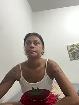 Snapshot of RachelWeisz_ chatting on 3, 4, 2026 RachelWeisz online show from 3, 4, 2026