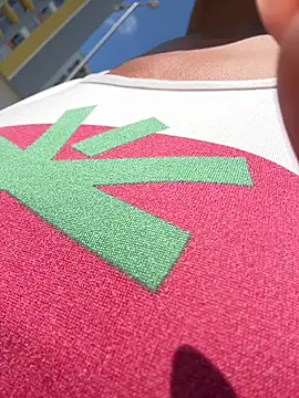 Snapshot of RachelWeisz_ chatting on 4, 4, 2026 RachelWeisz online show from 4, 4, 2026