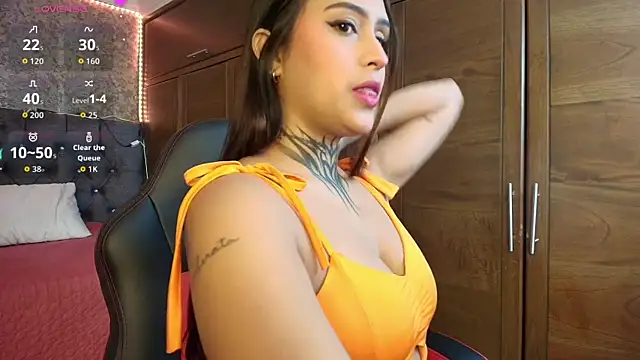 sarah escobarr online show from 25, 2, 2026