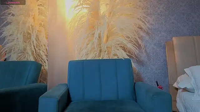 katt souza1 online show from 7, 5, 2026