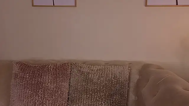 katt souza1 online show from 18, 7, 2026