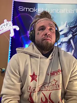 Snapshot of Smokebluntafterblunt chatting on 1, 3, 2026 Smokebluntafterblunt online show from 1, 3, 2026