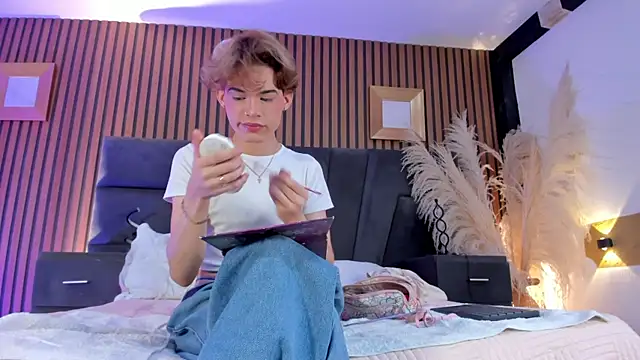 Snapshot of AngelDoll_1 chatting on 15, 2, 2026 AngelDoll 1 online show from 15, 2, 2026