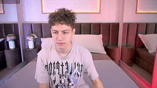 Snapshot of StefanBev chatting on 8, 2, 2026 StefanBev online show from 8, 2, 2026