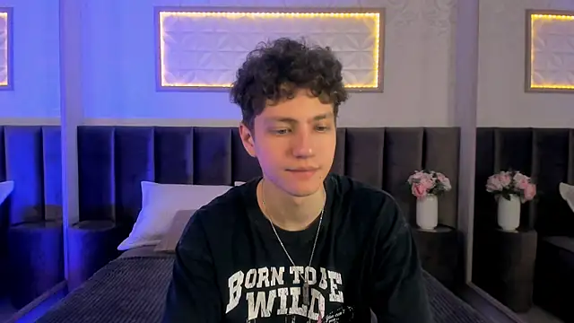 Snapshot of StefanBev chatting on 25, 2, 2026 StefanBev online show from 25, 2, 2026