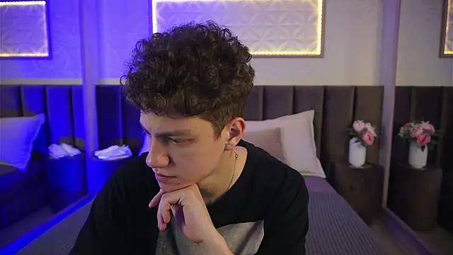 Snapshot of StefanBev chatting on 31, 3, 2026 StefanBev online show from 31, 3, 2026