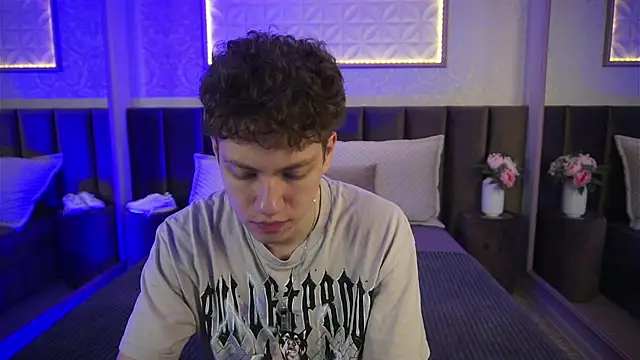 Snapshot of StefanBev chatting on 1, 4, 2026 StefanBev online show from 1, 4, 2026