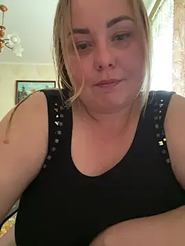 Mommy-girl-Lola online show from 15, 5, 2026