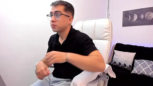 Tommas Jhonson online show from 2, 3, 2026