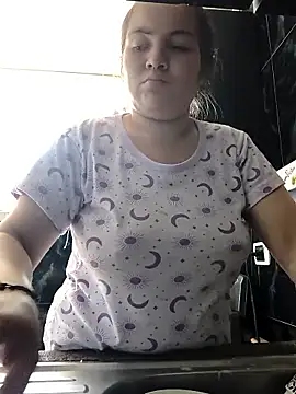 Mia collinx online show from 2, 3, 2026