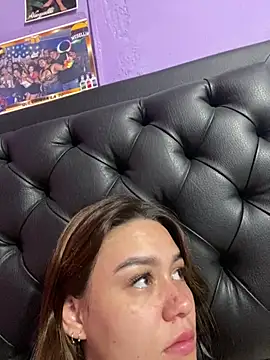 Cute-rouss online show from 4, 8, 2026