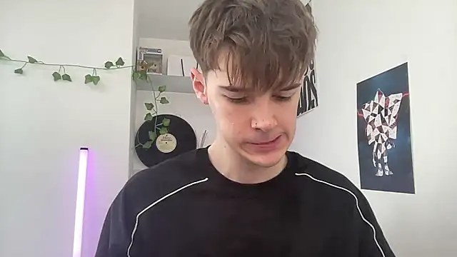 YourMilkyGuy online show from 2, 4, 2026