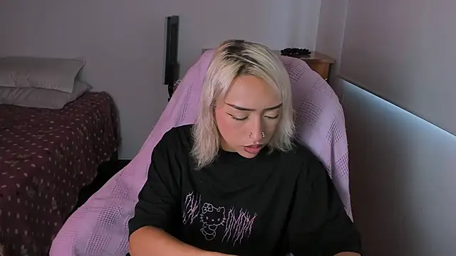  AbbyIce online show from 8, 2, 2026