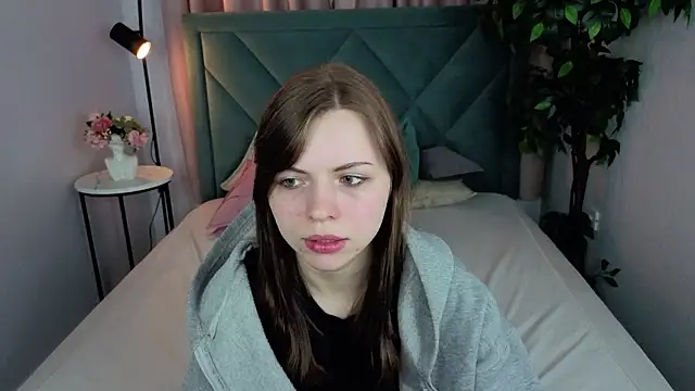 Snapshot of LesleySky chatting on 28, 2, 2026 LesleySky online show from 28, 2, 2026