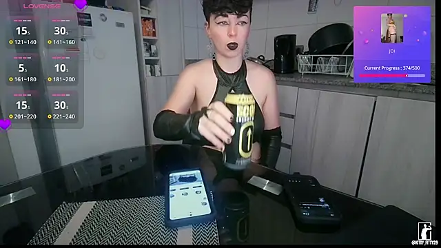 kittyfitty29 online show from 18, 3, 2026