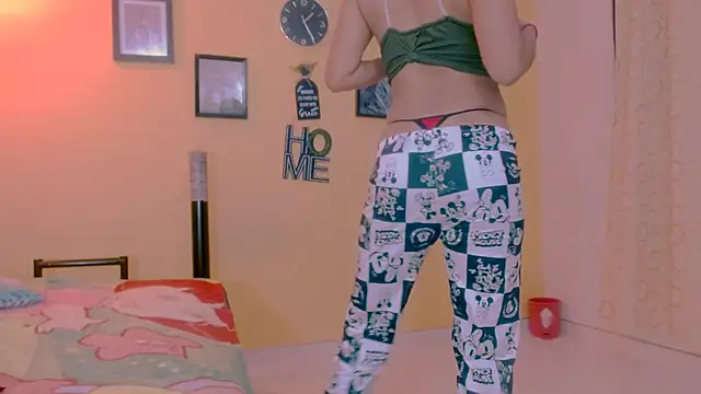 sexiempoderada18 online show from 7, 3, 2026