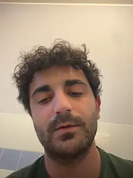 Snapshot of elia2711 chatting on 17, 2, 2026 elia2711 online show from 17, 2, 2026